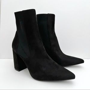 STEVE MADDEN - Reesa Black Faux Suede Sock Boots